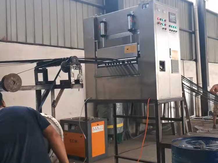 烤藍(lán)打包帶涂油機